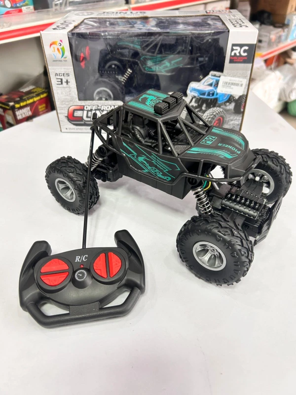 RC Off-Road Pioneer Truck | Black & Green Rock Crawler Toy